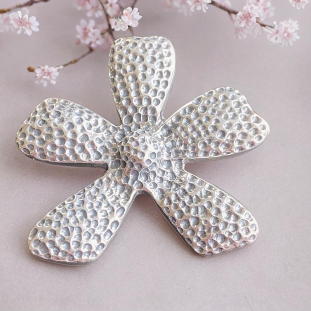 Silpada Flower Pendant Retired